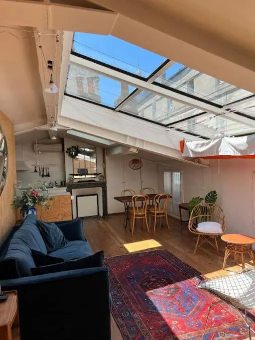 Image 3 of Lovely cosy flat