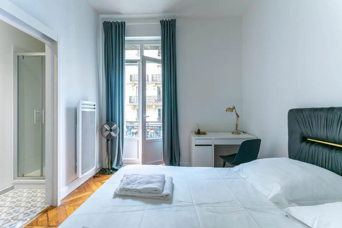 Image 6 of Madeleine’s Top Rated 8 Traveller City Center Bordeaux Appartments