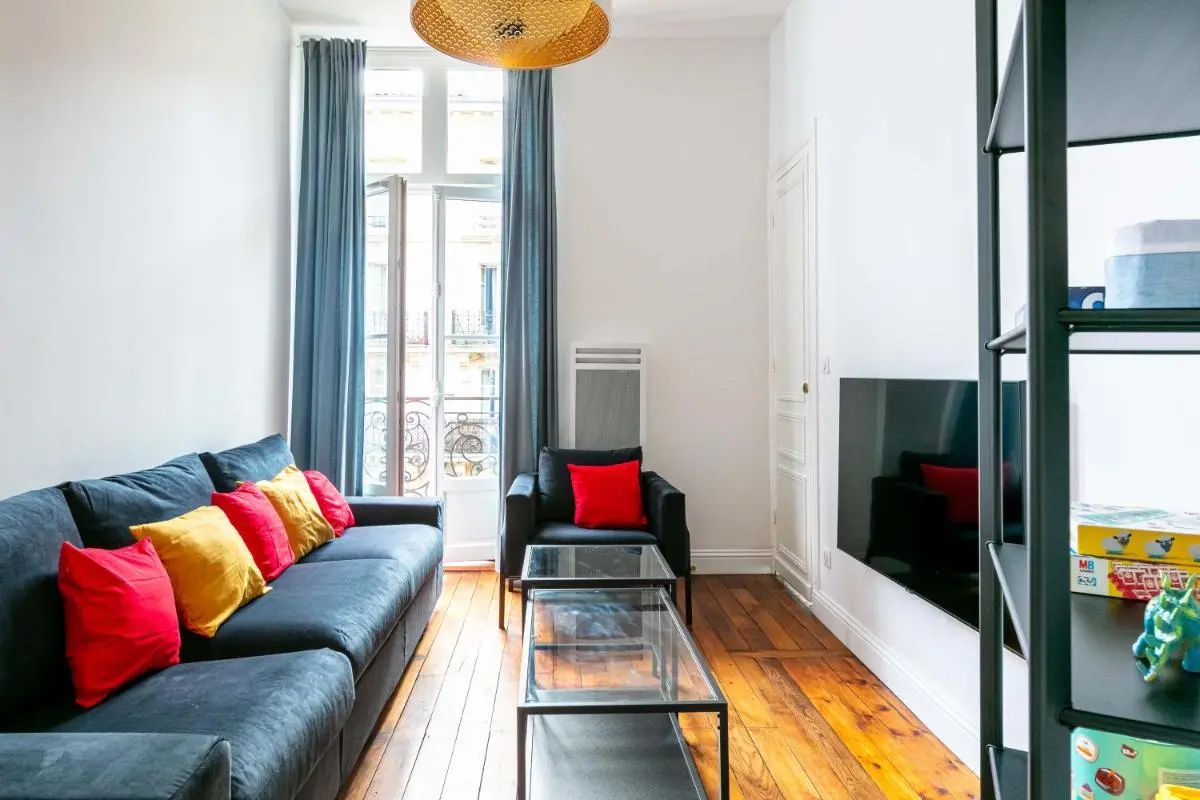 Image 4 of Madeleine’s Top Rated 8 Traveller City Center Bordeaux Appartments