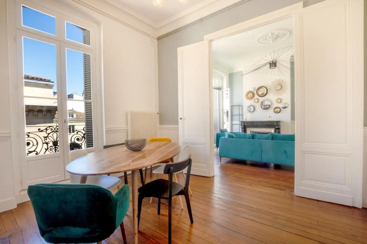Image 3 of Magnifique appartement avec 3 chambres en Hypercentre