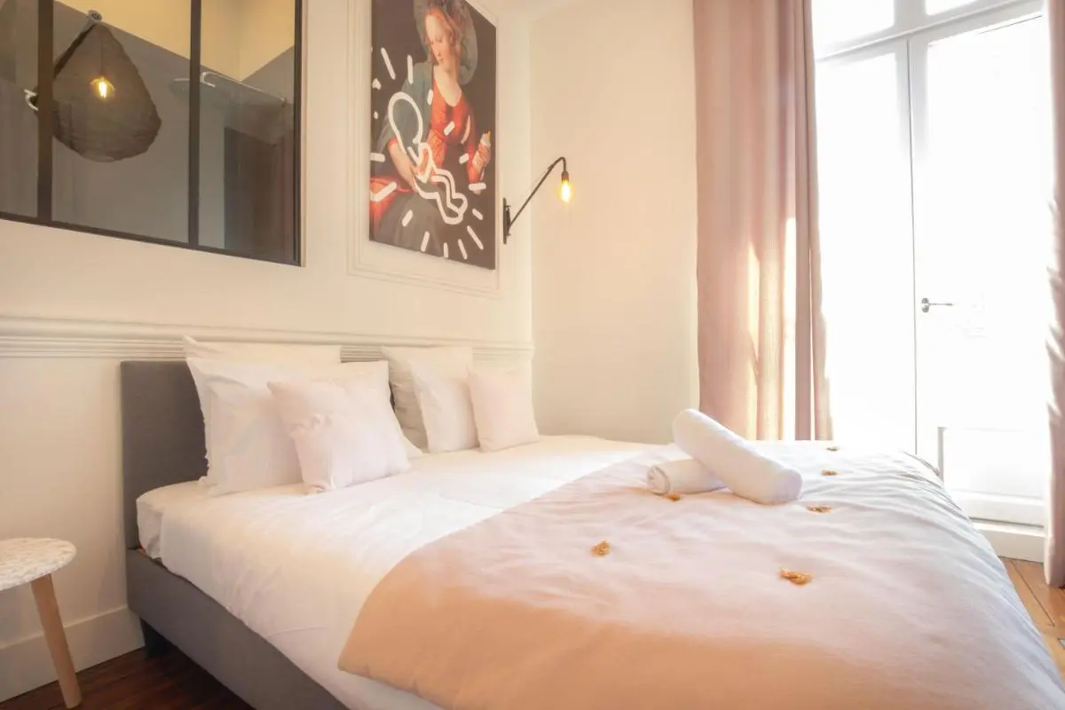 Image 6 of Magnifique appartement avec 3 chambres en Hypercentre