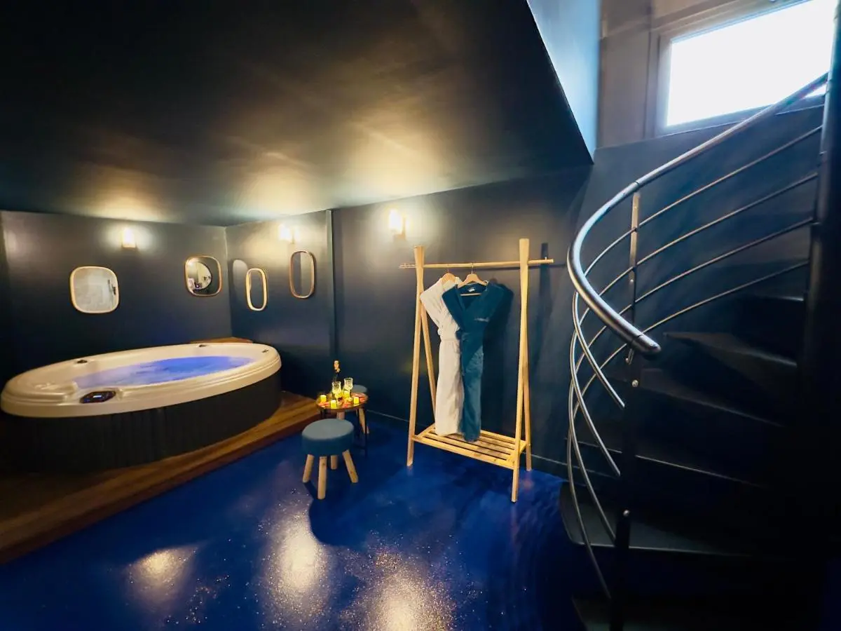 Image 6 of Mieuxqualhotel jacuzzi privatif La Parenthèse
