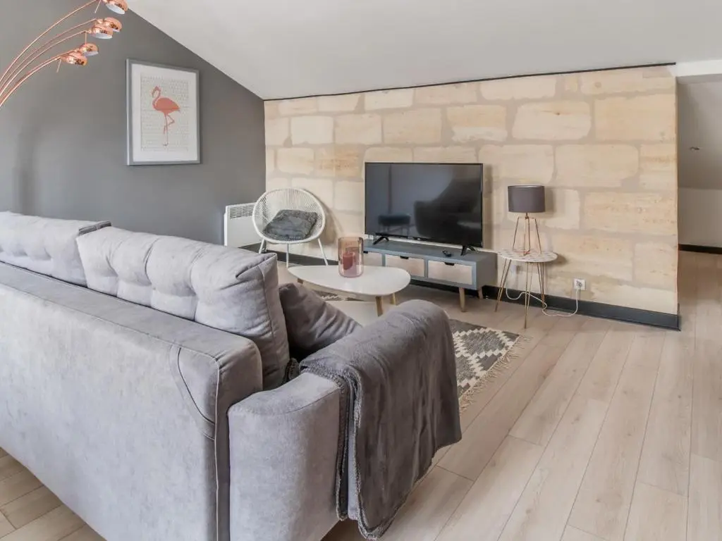Image of Notre Dame Apartment