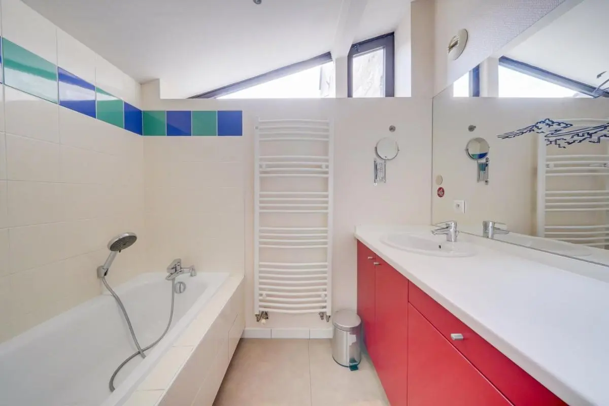 Image 3 of Spacious, quiet flat in the heart of Bordeaux