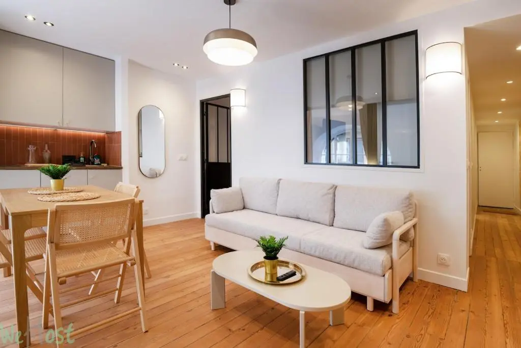 Image of Sublime 2-bedroom apartment – Historical center