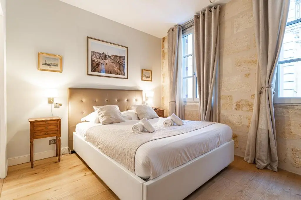 Image of Superbe Duplex en Hypercentre avec Rooftop et Climatisation