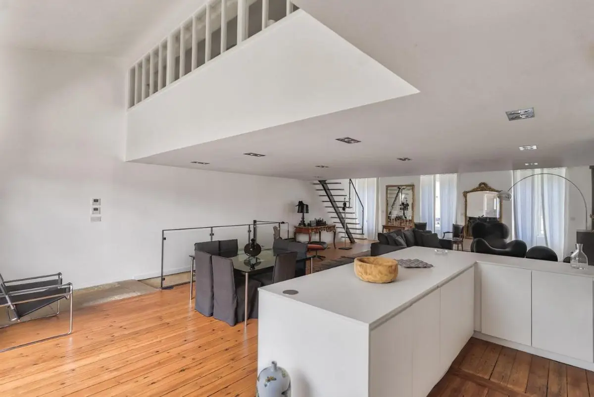 Image 3 of Superbe loft avec patio à Bordeaux