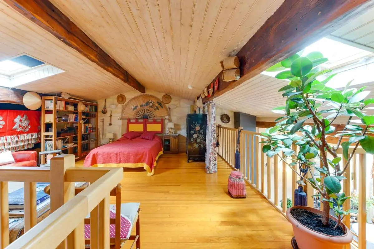 Image 1 of Superbe maison en pierre bordelaise