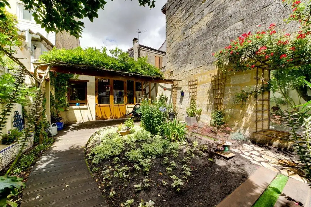 Image of Superbe maison en pierre bordelaise