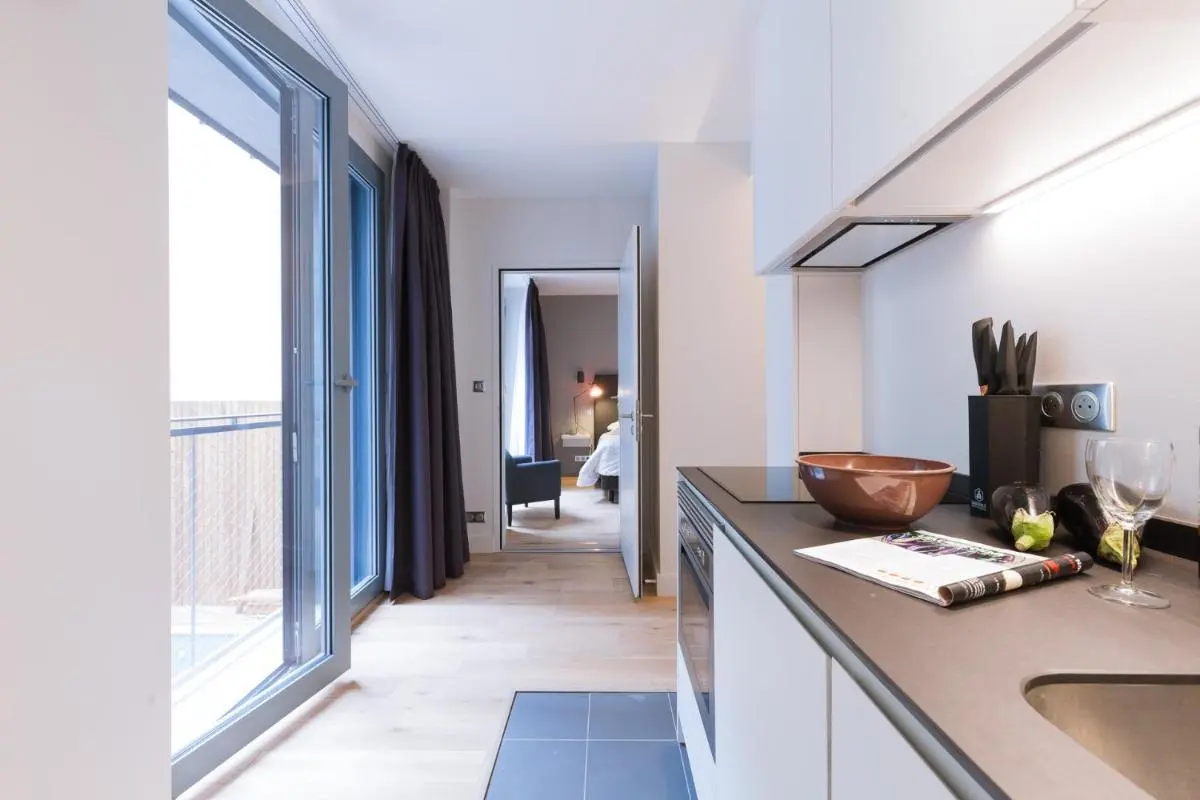 Image 1 of T2 bis luxe hyper centre piscine