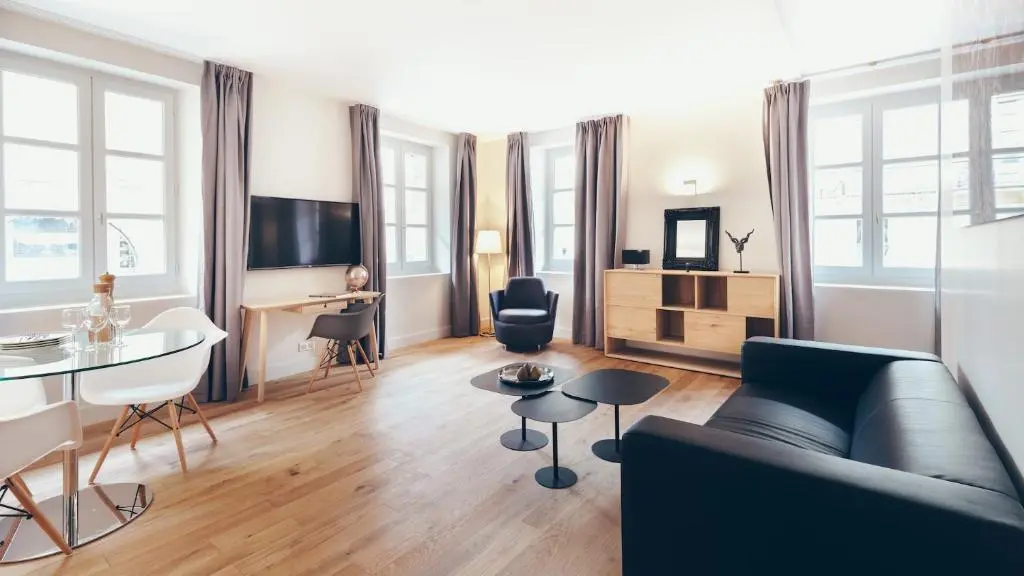 Image of T3 luxe hyper centre