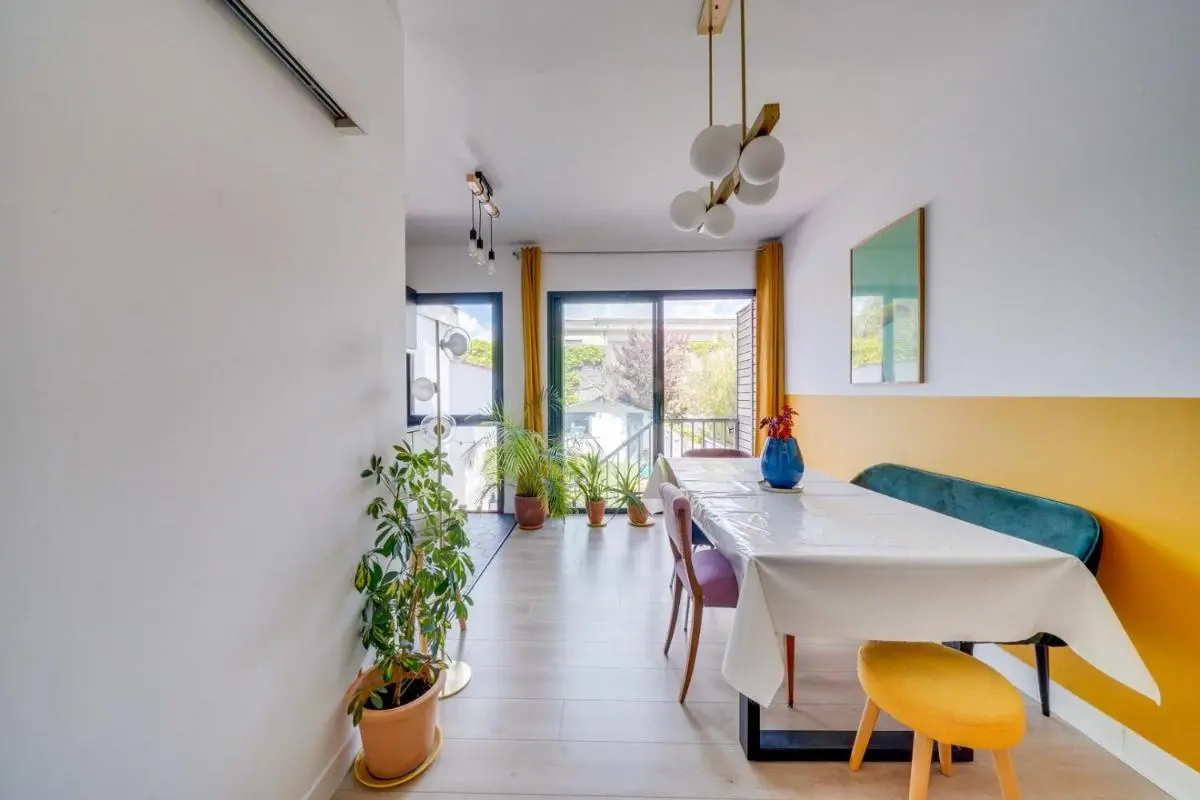 Image 4 of Très bel appartement avec Terrasse et Jardin