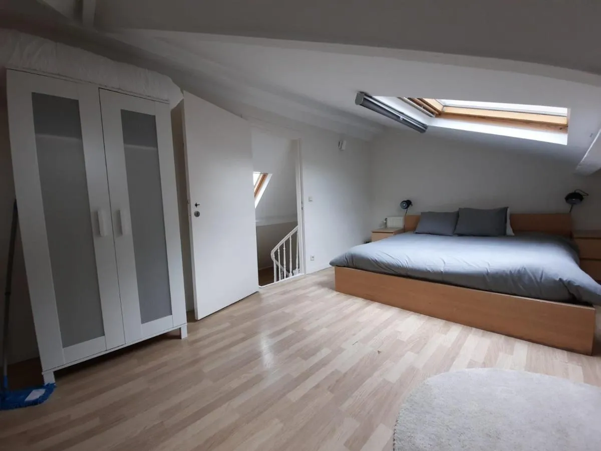 Image 2 of Central and Cozy in Brussels