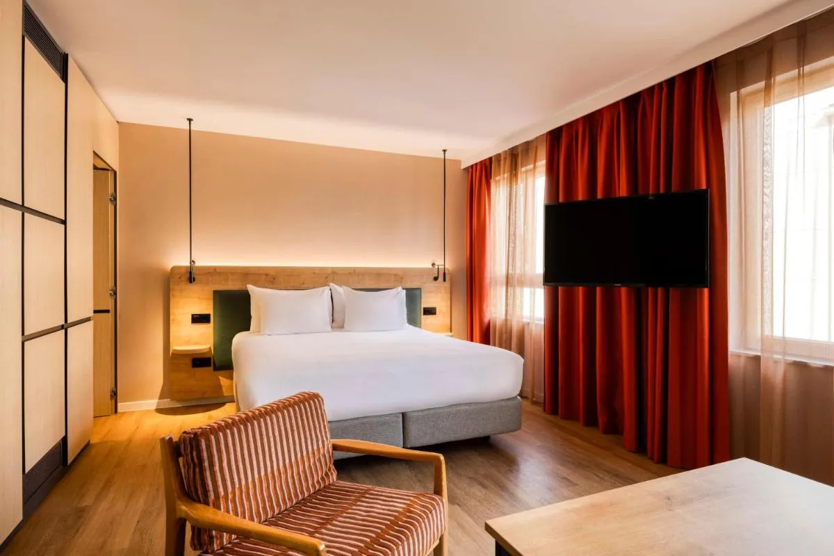Image 1 of Hilton Garden Inn Brussels City Centre