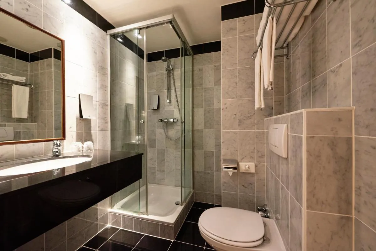 Image 4 of Holiday Inn Brussels Schuman, an IHG Hotel