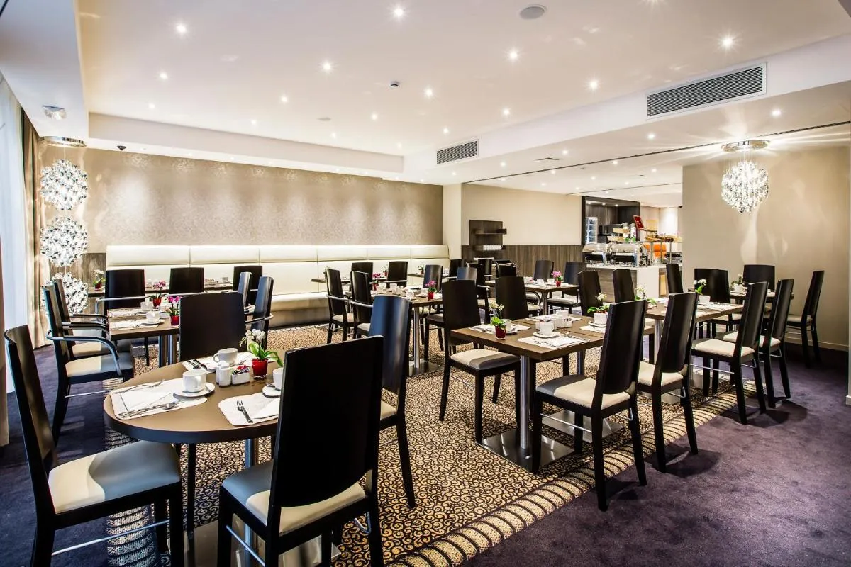 Image 2 of Mercure Hotel Brussels Centre Midi