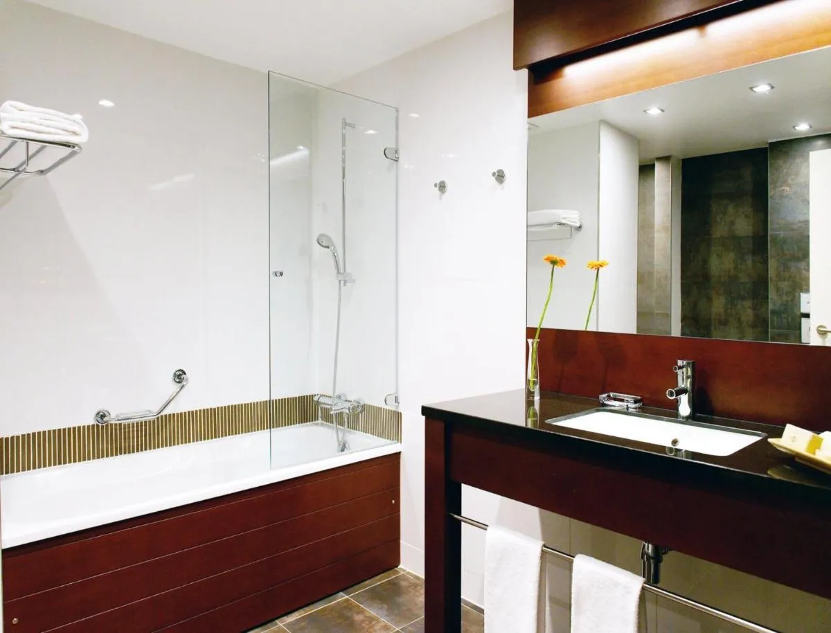 Image 2 of New Hotel Charlemagne