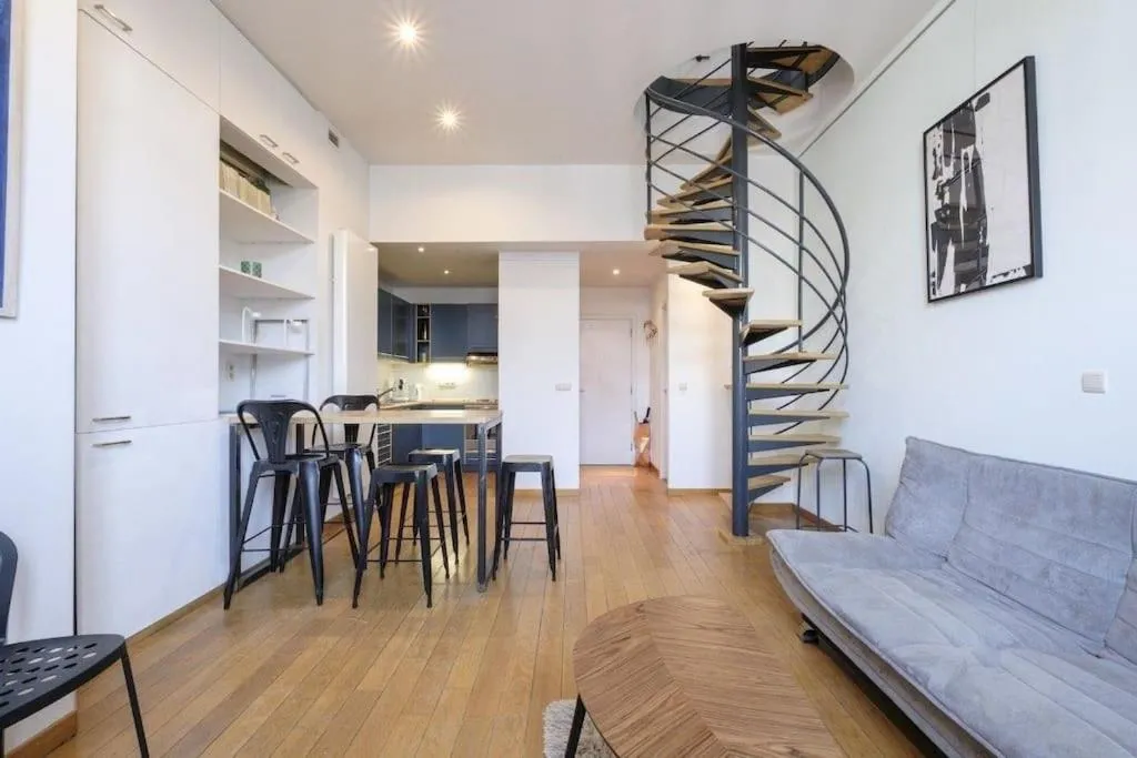Image 1 of New Stylish Grand place City Center Duplex