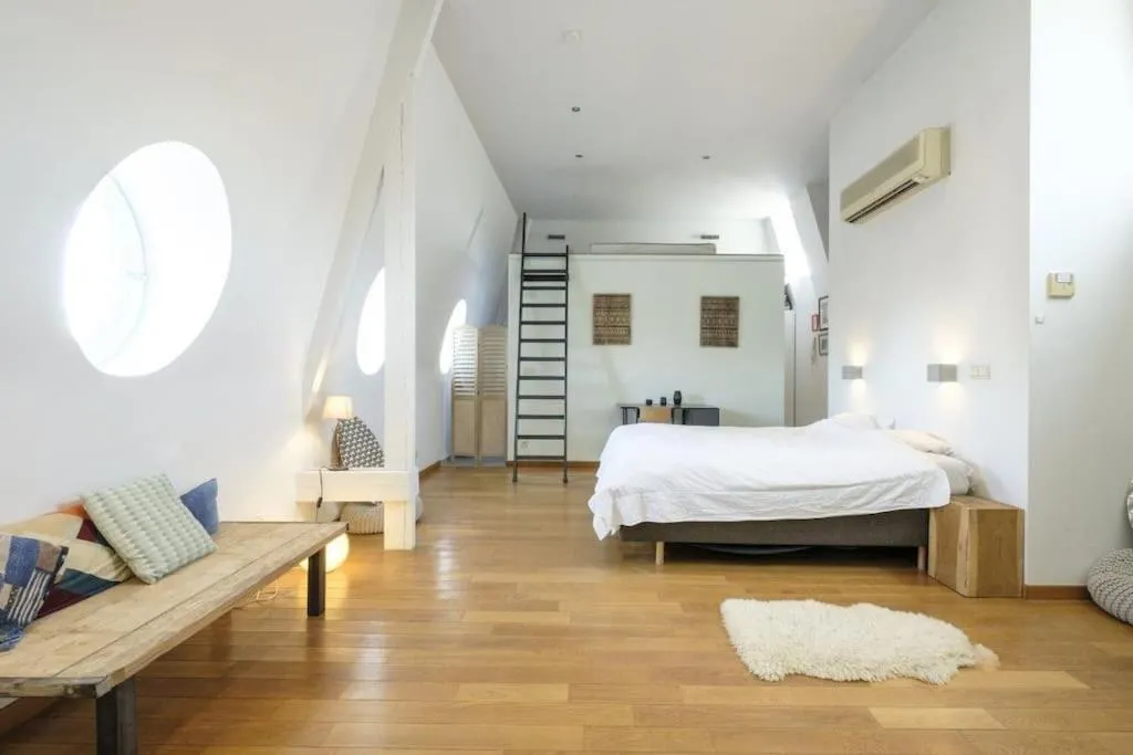 Image of New Stylish Grand place City Center Duplex