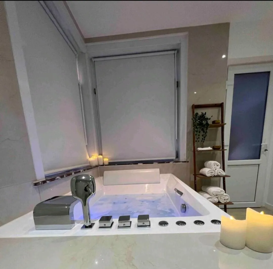 Image 1 of Sublime appartement Calme Cosy & Jacuzzi