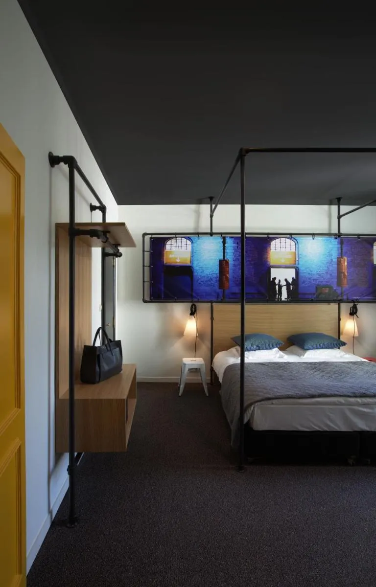Image 3 of Zoom Hotel