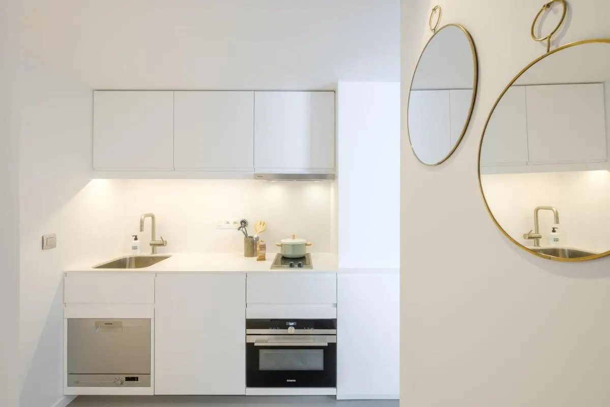 Image 2 of 1bd apartment with garden Brugmann area