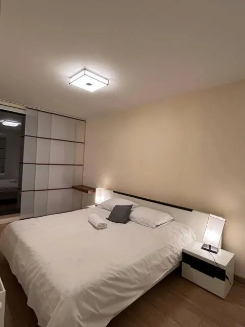 Image 4 of 5ensational EU- Zone appartment