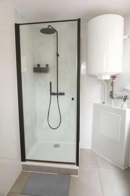 Image 4 of Appartement Proche Gare du Midi