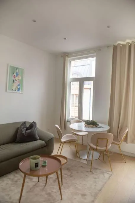 Image 5 of Appartement Proche Gare du Midi