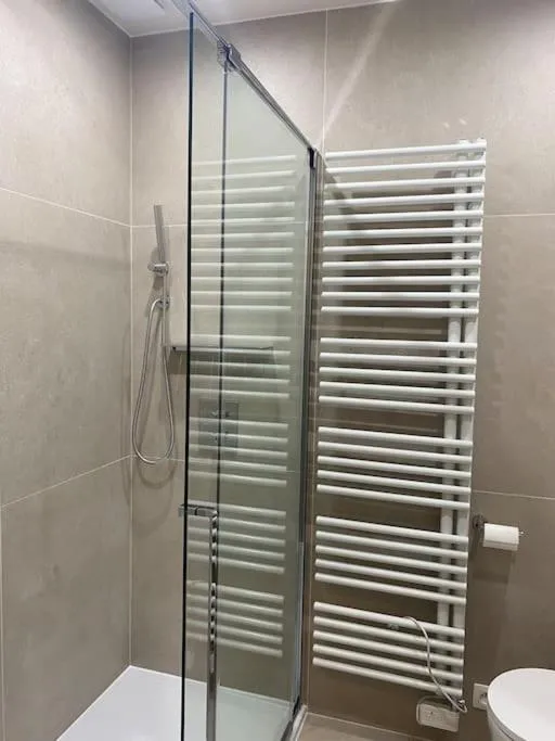 Image 5 of Appartement avec parking gratuit sur place 5D