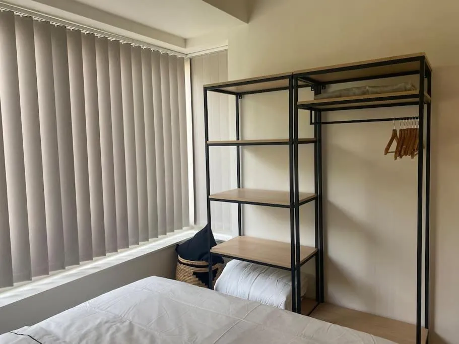 Image 2 of Appartement avec parking gratuit sur place 5D