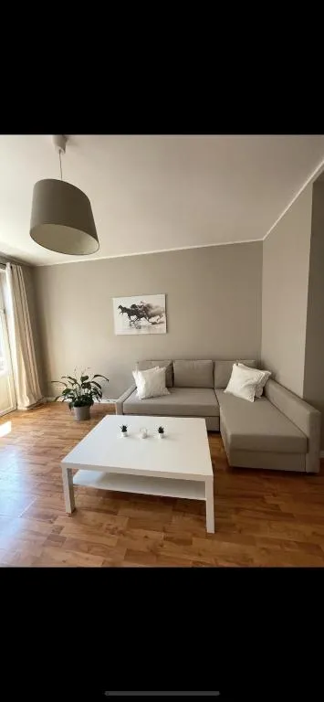 Image of Appartement lumineux dans un quartier animé #2