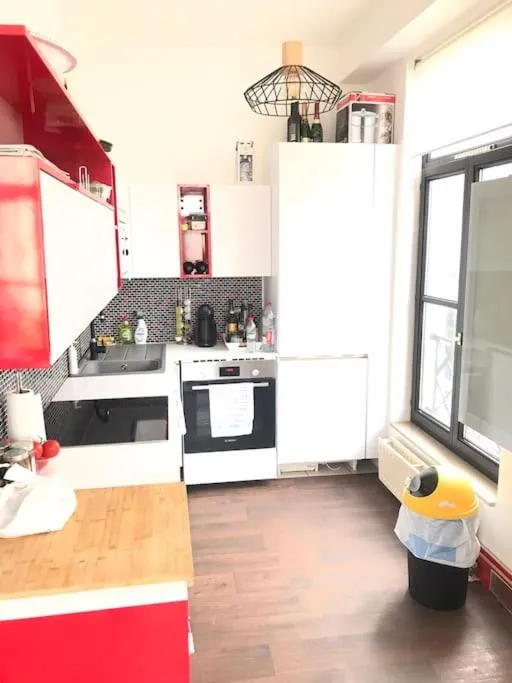 Image 2 of Appartement proche grand place