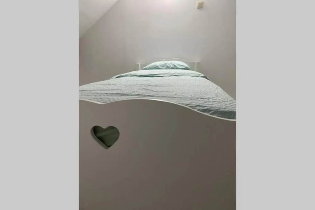 Image 4 of Au cœur de Bruxelles un superbe appartement .