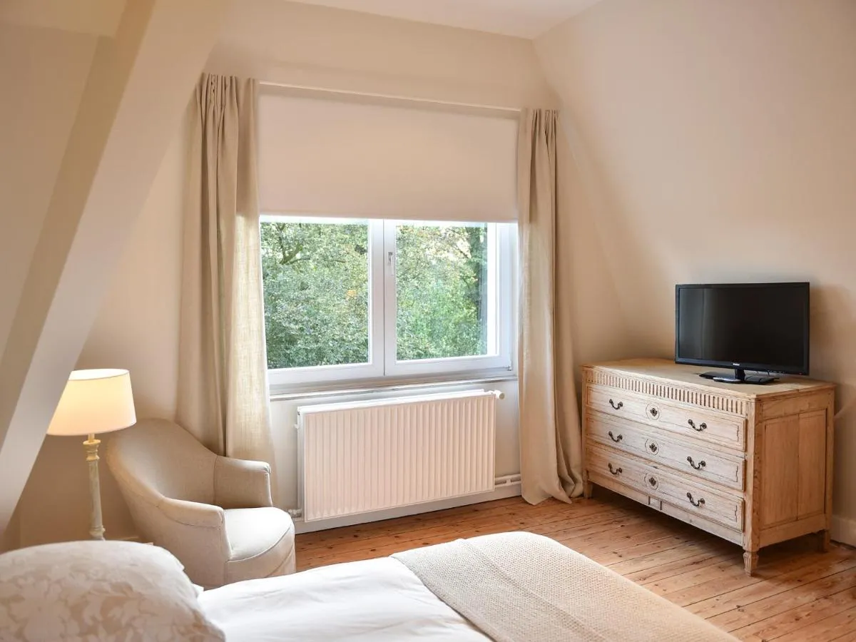 Image 4 of B&B Salve