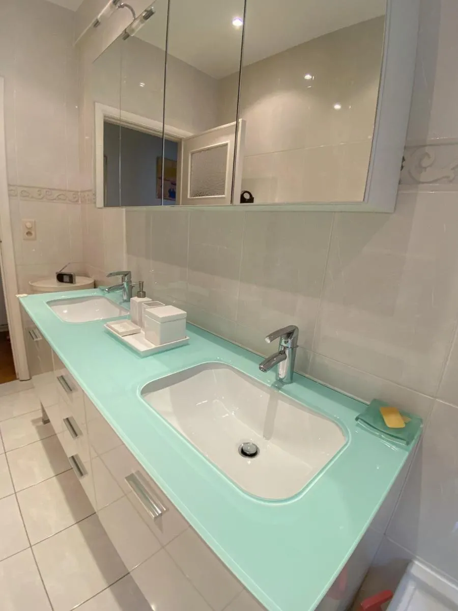 Image 5 of Elegance ,Space & Luxury in Brussels