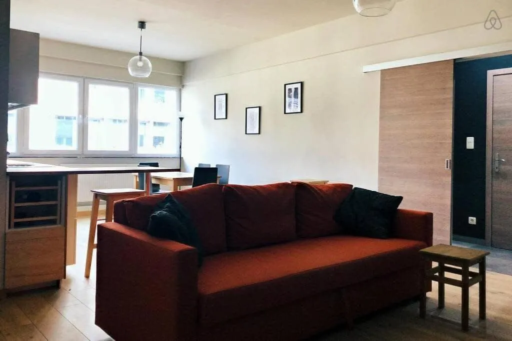 Image 3 of Fully equipped two bedroom apartment Schuman area