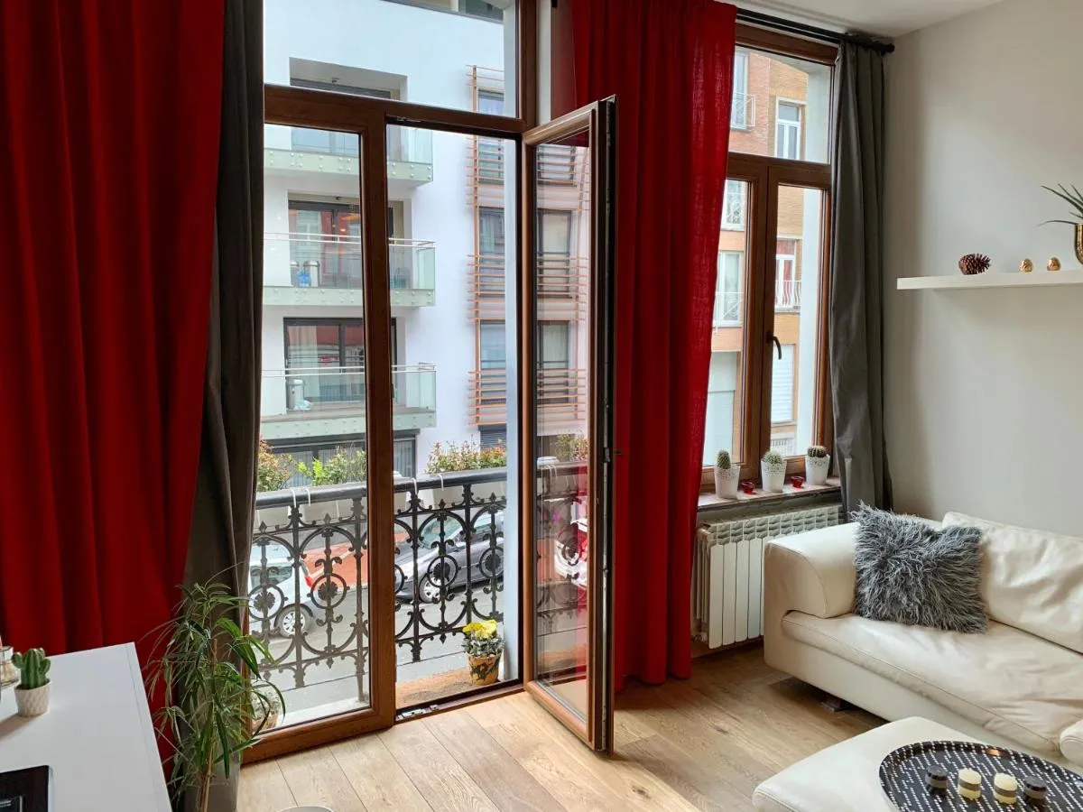 Image 4 of Grand Appartement Jourdan EU