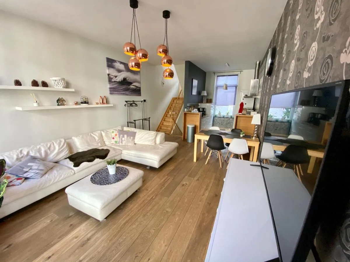 Image 3 of Grand Appartement Jourdan EU