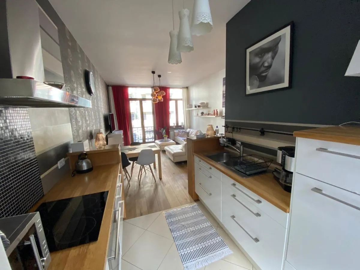 Image 2 of Grand Appartement Jourdan EU