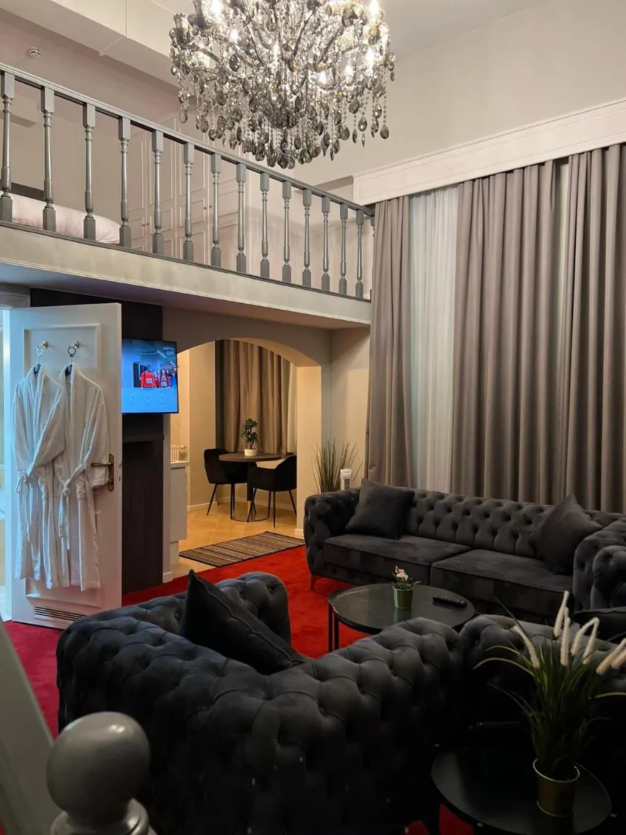 Image 4 of La Bourse Hotel