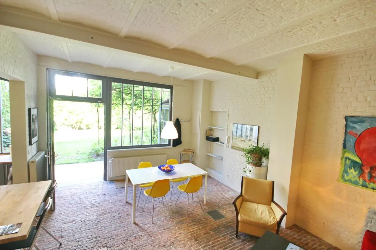 Image 2 of La maison du fond du jardin