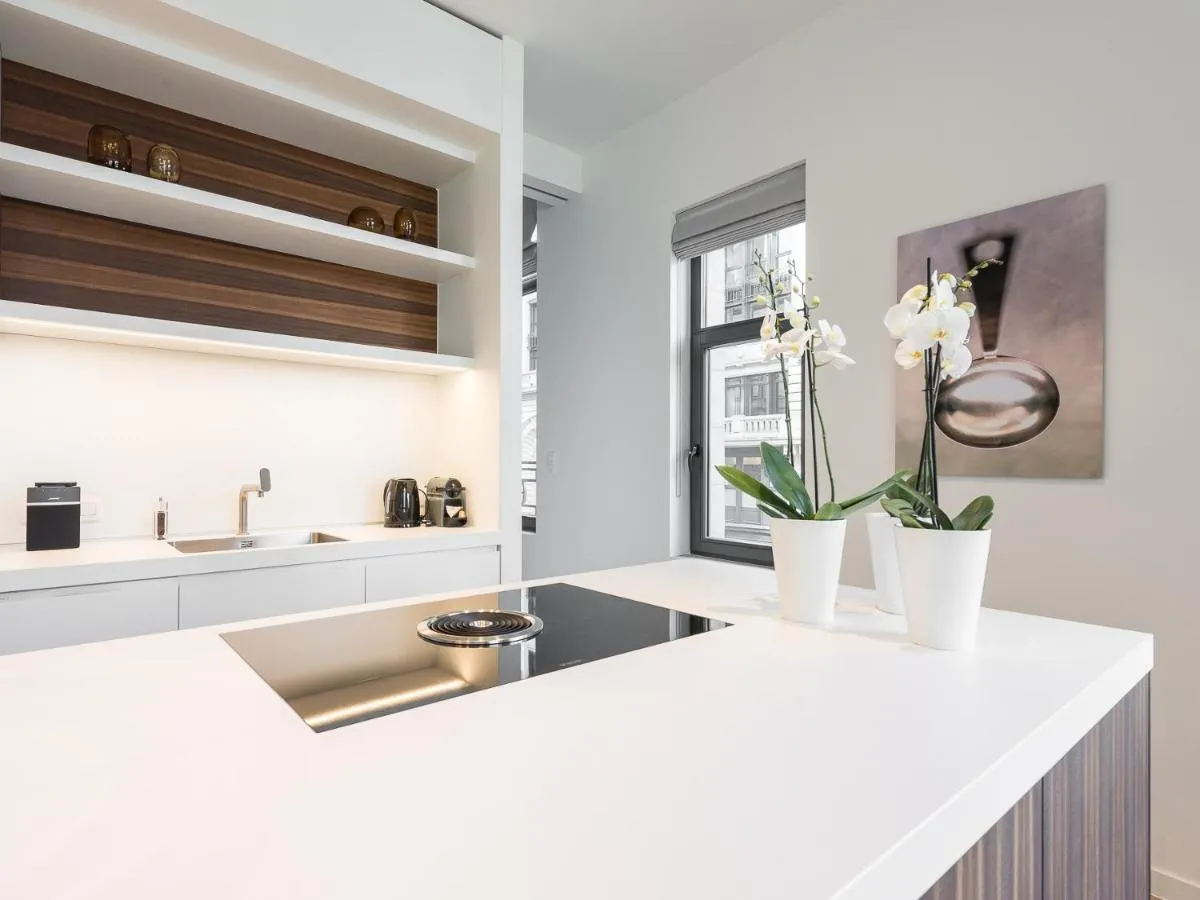 Image 2 of Modern Central 1BR Suite – 90 sqm