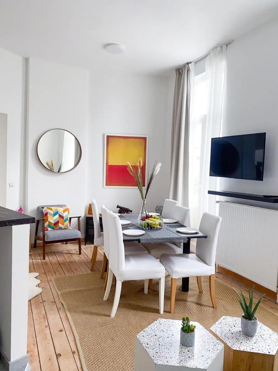 Image 3 of New Cozy Apartments In Porte de HAL