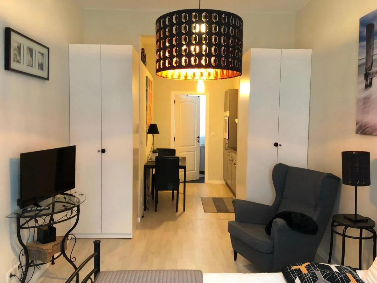 Image 6 of Petit Appartement Jourdan EU
