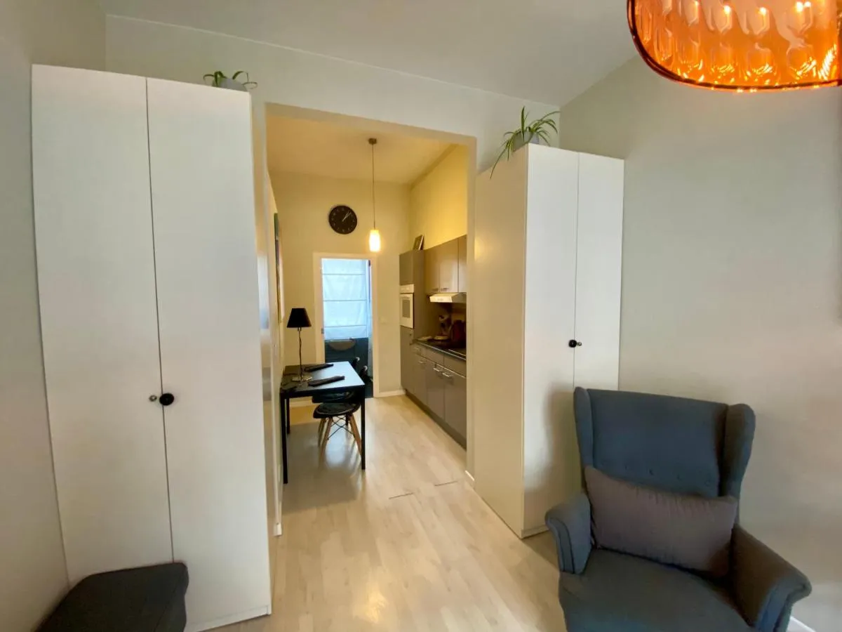 Image 3 of Petit Appartement Jourdan EU