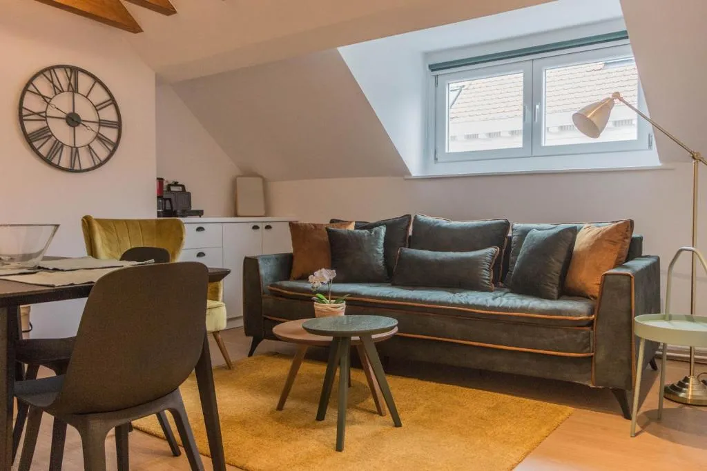 Image of QUARTIER LOUISE STUDIOS