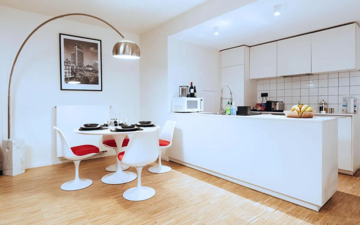 Image 2 of R213 Residences Botanique