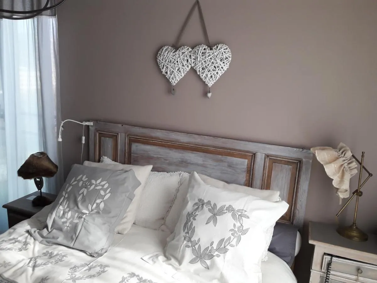 Image 1 of Romantic room in brussels sky