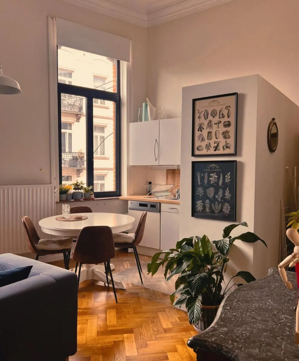 Image 1 of Stylish & Cosy – Le Châtelain